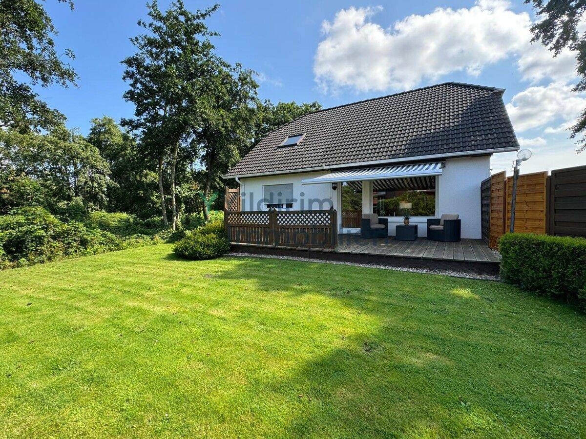 Familienfreundliches Einfamilienhaus mit Garten in Stickenbüttel, 27476 Cuxhaven