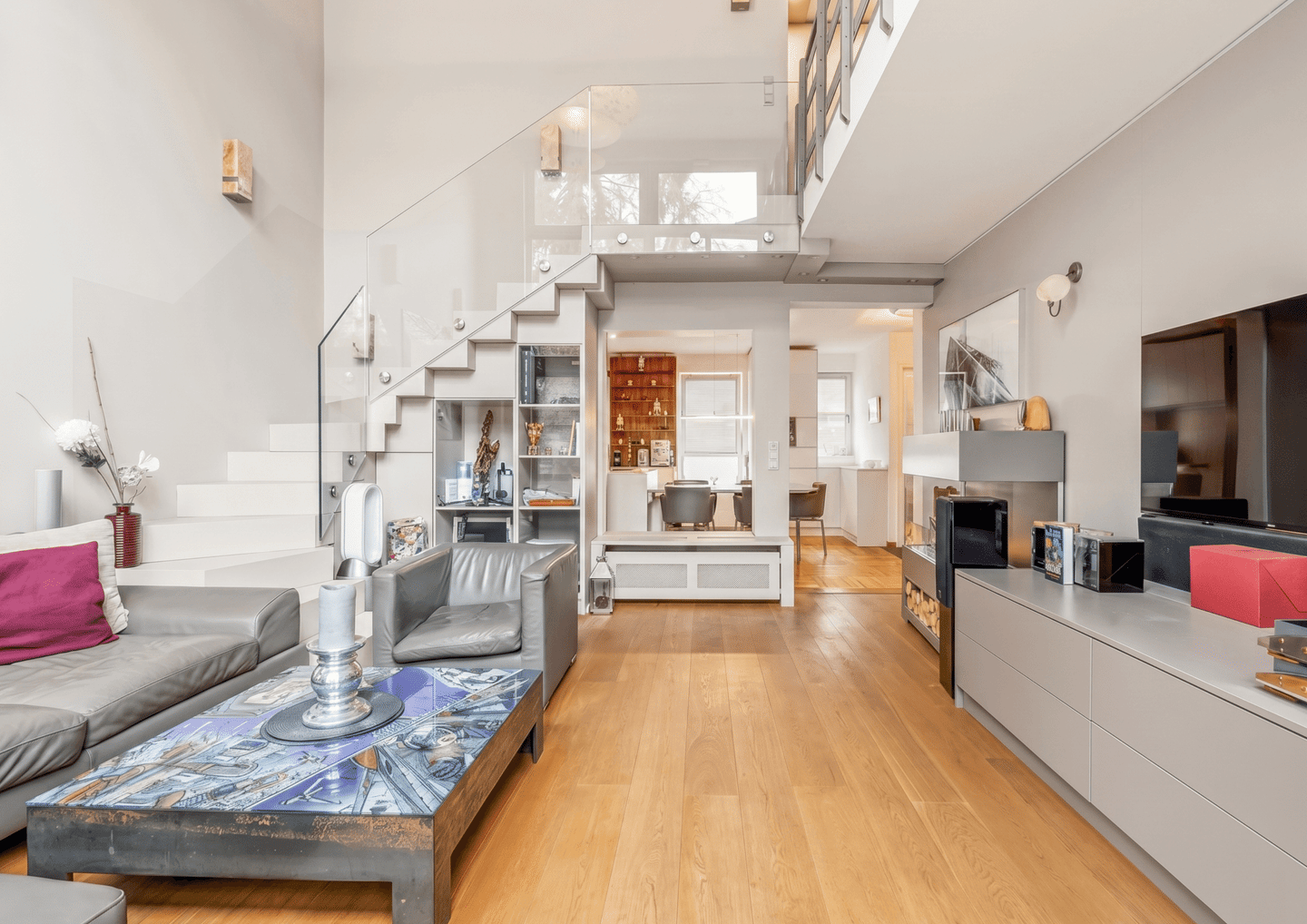 Hochwertige 3-Zimmer-Maisonette mit Maßausbau, Terrasse, Balkon und Stellplatz mit Wallbox., 14165 Berlin (Steglitz-Zehlendorf Zehlendorf)