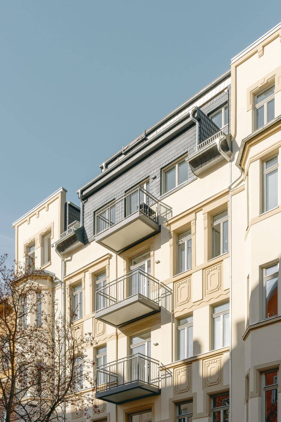 ERSTBEZUG NACH KERNSANIERUNG!!! – ENERGIEEFFIZIENZHAUS | 3 Zi Traumwohnung mit Balkon