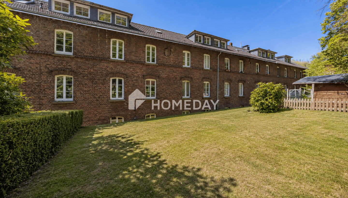 Historisches Mehrfamilienhaus in Radevormwald mit 5 vermieteten Wohneinheiten, 42477 Radevormwald