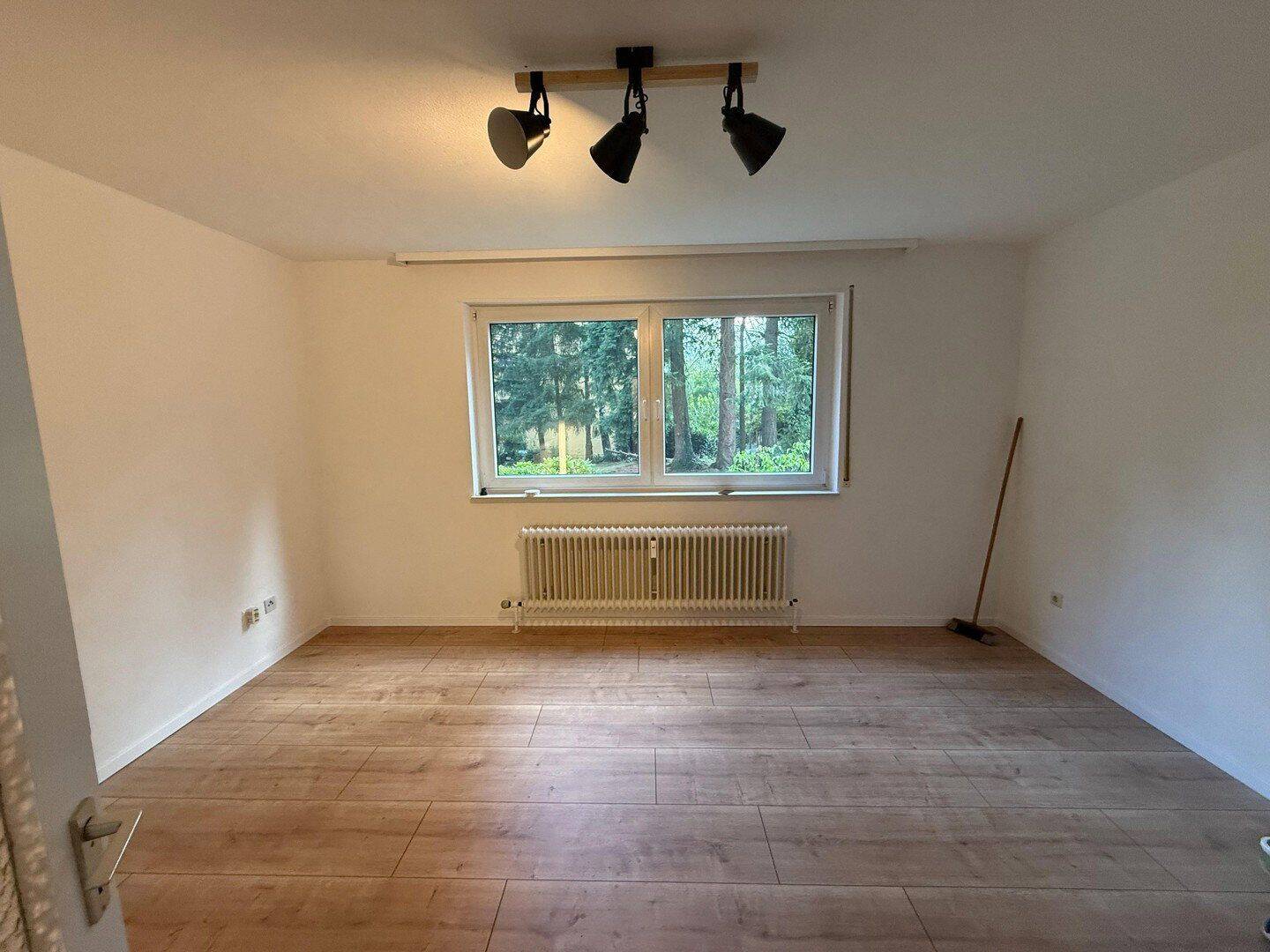 Neu renovierte 1 Zimmerwohnung, 67663 Kaiserslautern (Innenstadt)