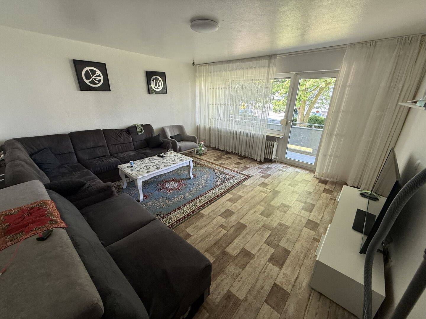 4-Zimmer-Wohnung mit 2 Balkonen und Blick ins Grüne, 53859 Niederkassel