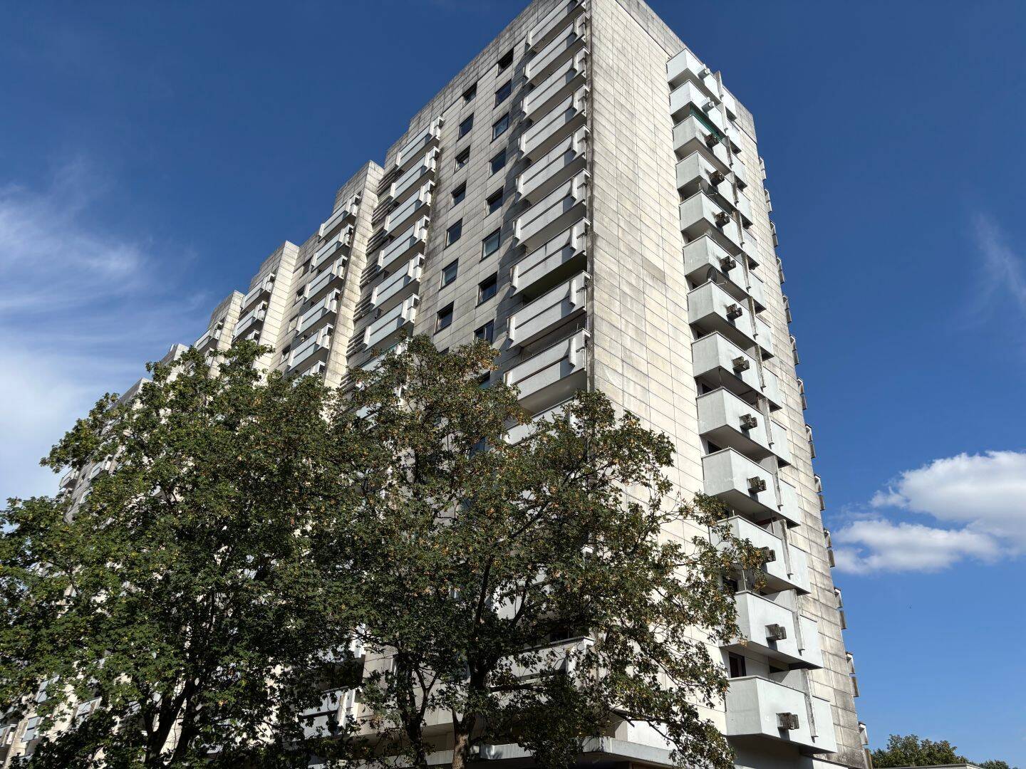 2 Zimmer-Appartement in Saarbrücken mit Balkon und Aussicht, 66119 Saarbrücken