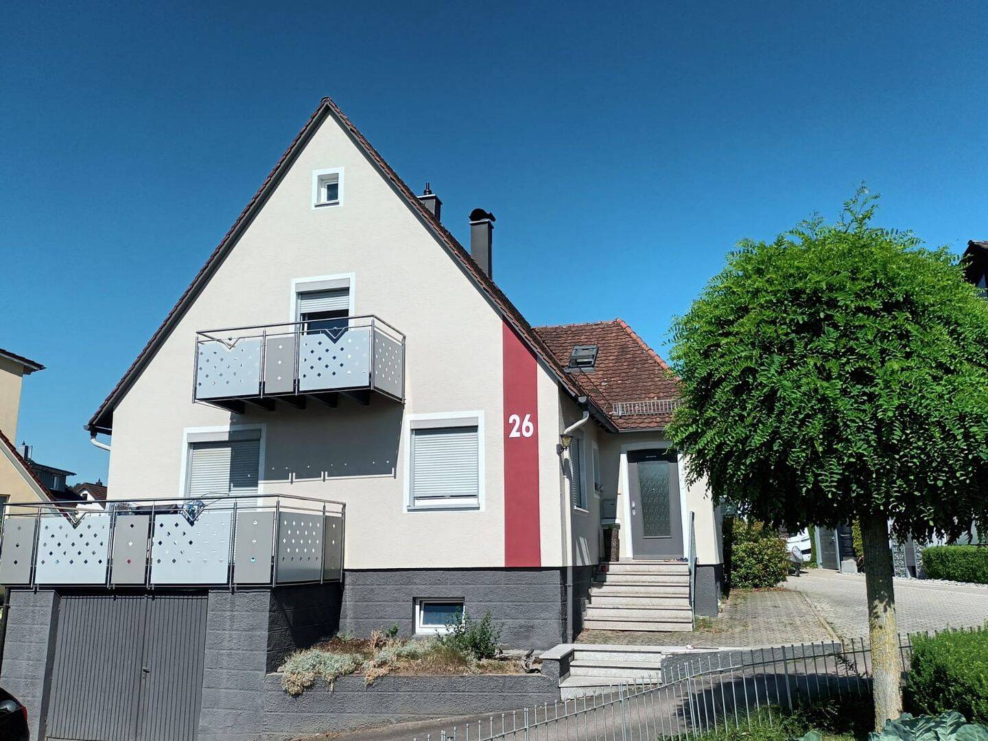Gepflegtes Einfamilienhaus mit 5 Zimmern, Garage, EBK und Garten in Westhausen-Lippach, 73463 Westhausen