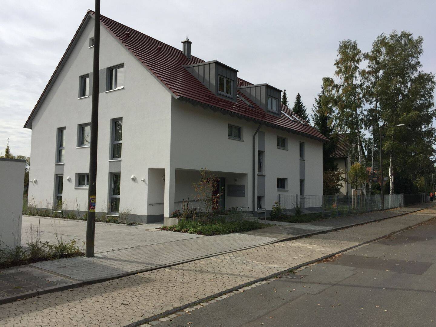 außergewöhnliche, helle und ruhige 2 Zimmer Dachgeschoß – Wohnung in Nürnberg – Eibach, 90451 Nürnberg (Eibach Hafen Maiach Reichelsdorf Röthenbach bei Schweinau)