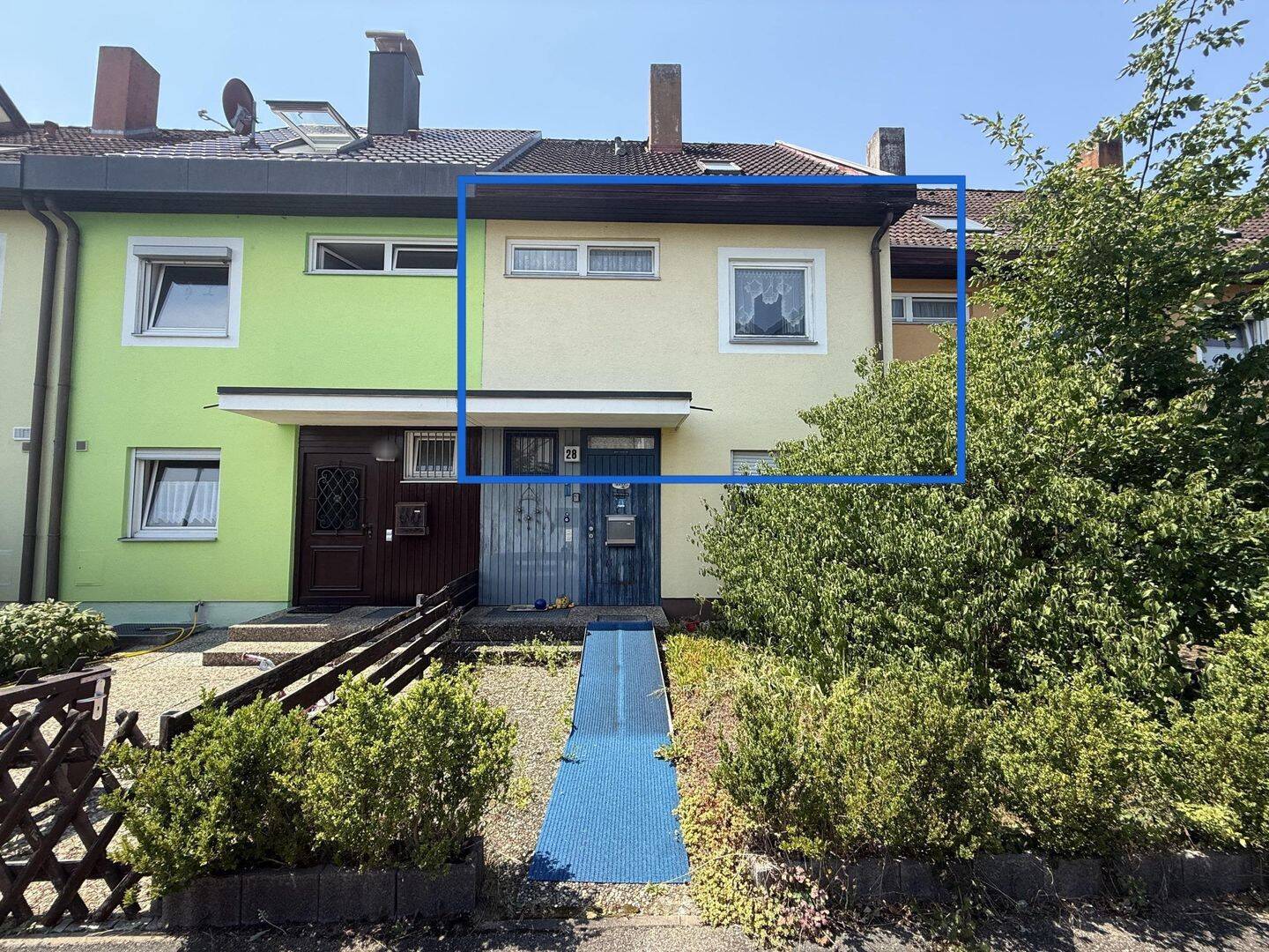 Familienglück mit Garten: Reihenmittelhaus mit viel Potenzial in 90453 Nürnberg-Katzwang, 90453 Nürnberg