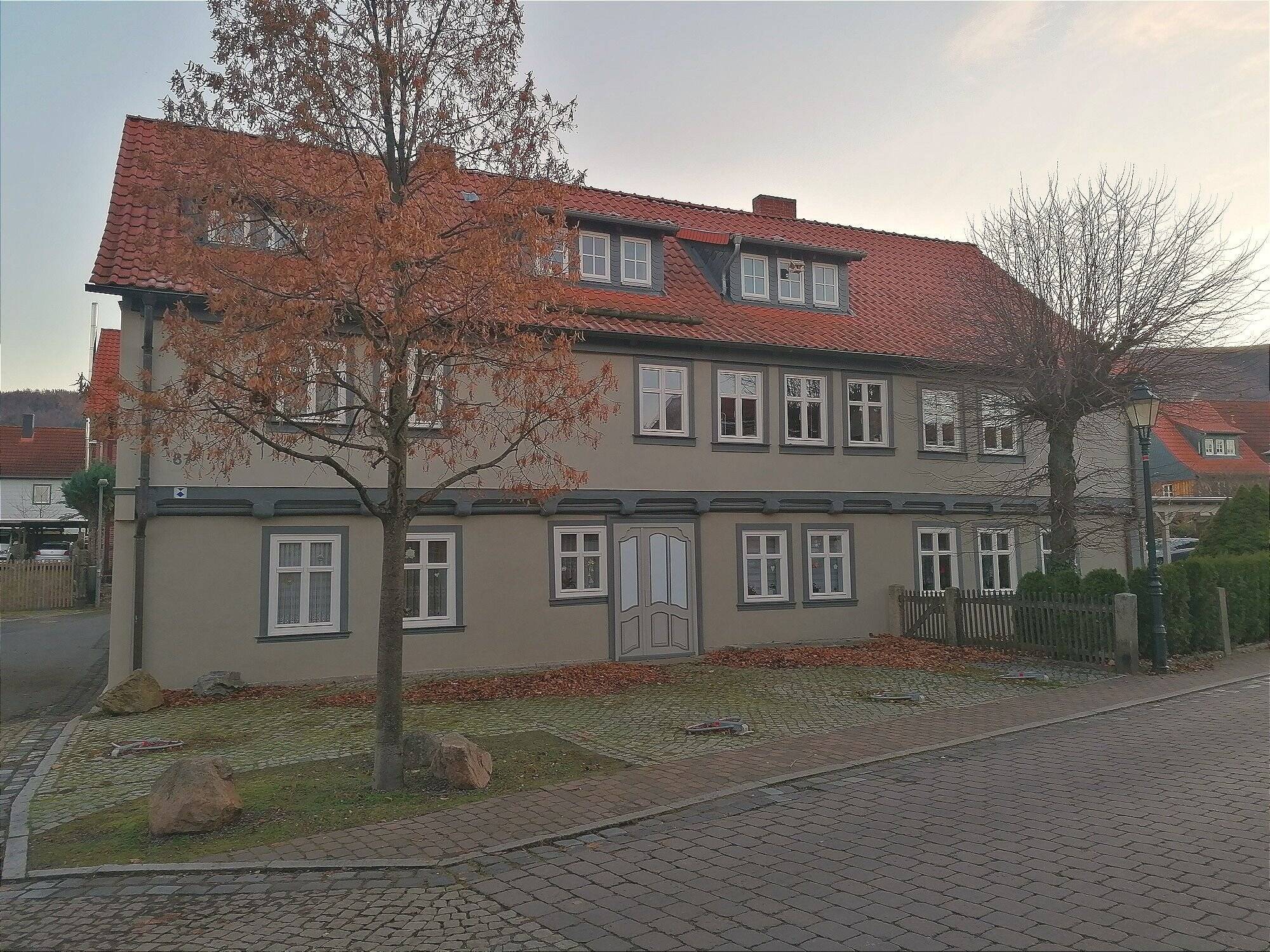 gepflegte 1-Raum-Wohnung mit kleiner Terrasse im Zentrum von Ilsenburg, 38871 Ilsenburg (Harz)