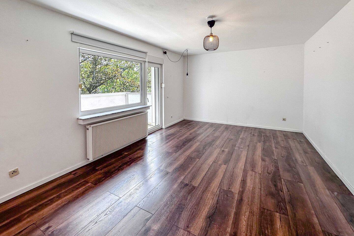 Sofort bezugsfrei – 3 Zimmer ETW mit sonnigem Balkon und Garage auf einem Erbbaugrundstück, 44867 Bochum (Höntrop Leithe Sevinghausen Wattenscheid Westenfeld)