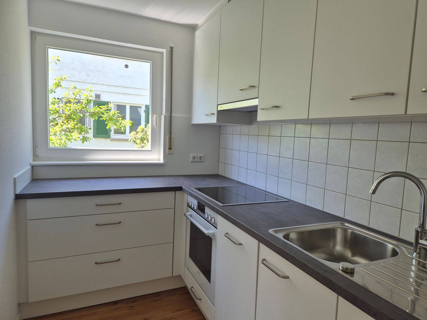 Frisch renovierte 2,5 Zimmerwohnung in Stuttgart-Rohr, 70565 Stuttgart (Dürrlewang Fasanenhof Möhringen Rohr Vaihingen)