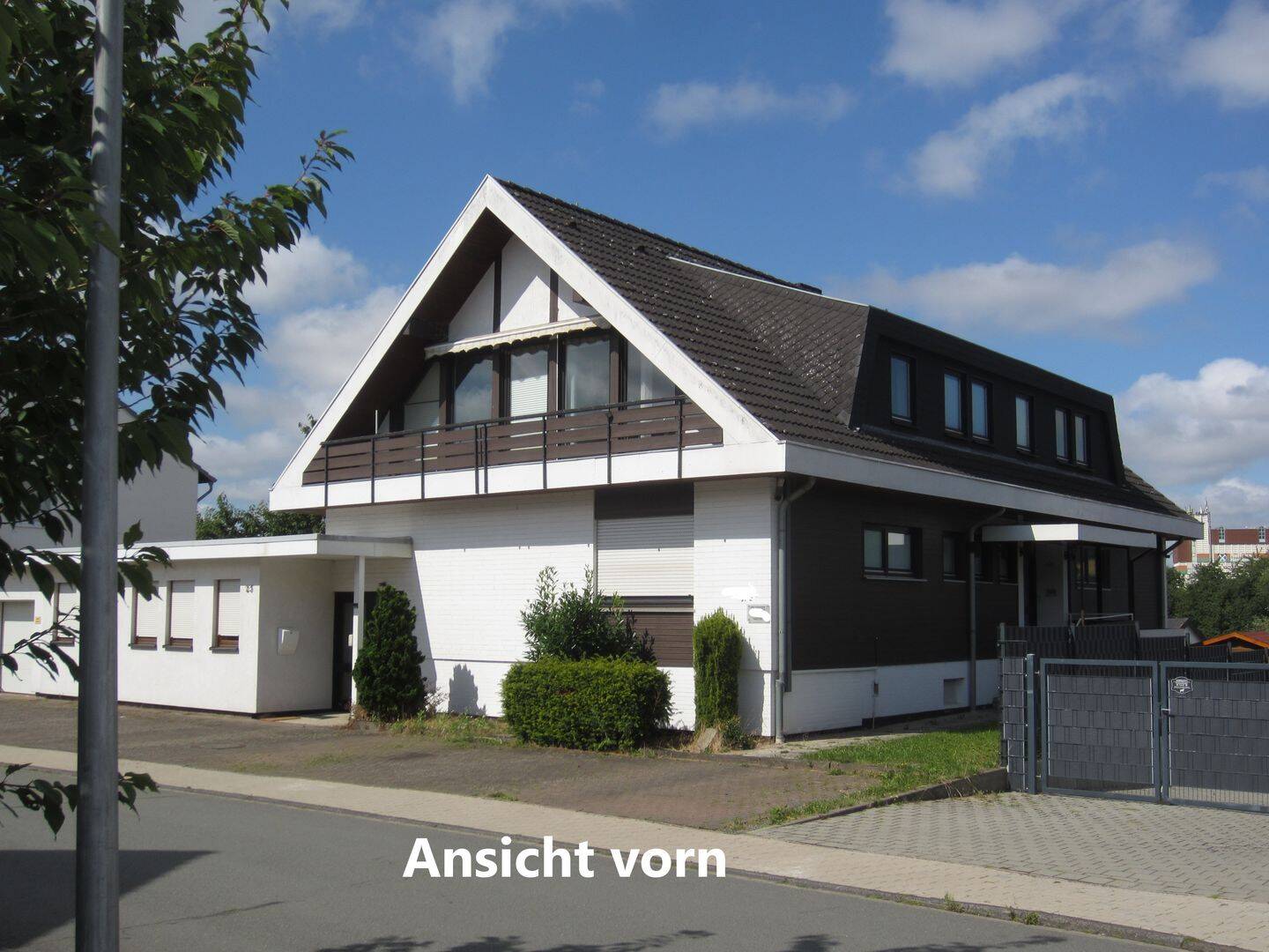 Ein Zuhause, das Raum für die ganze Familie bietet und gleichzeitig die Nähe zu den Großeltern ermöglicht – in ruhiger Lage von Hofgeismar, 34369 Hofgeismar