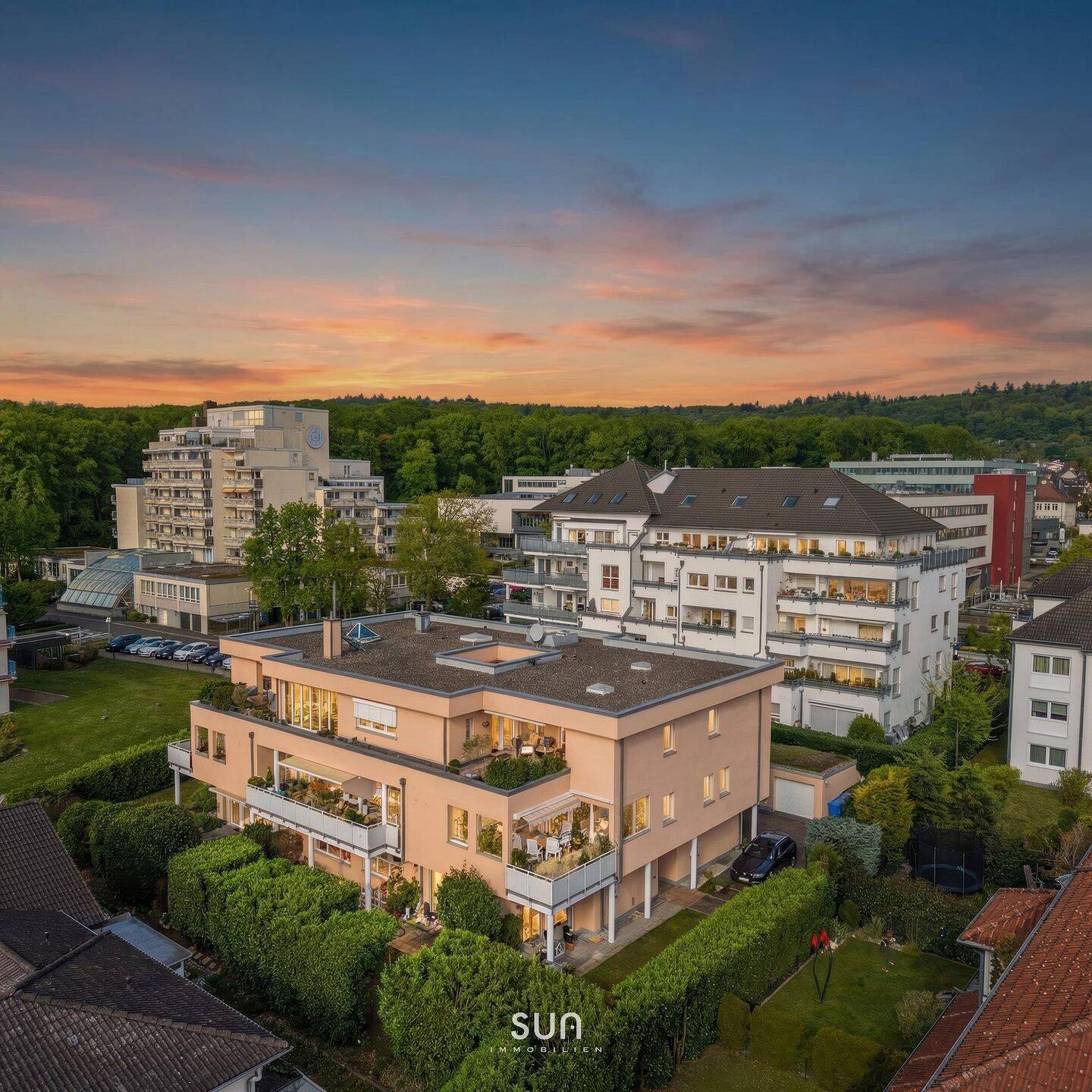 PRIVATGARTEN UND HAUS-CHARAKTER – Exklusive Maisonette in Bad Nauheims Bestlage, 61231 Bad Nauheim