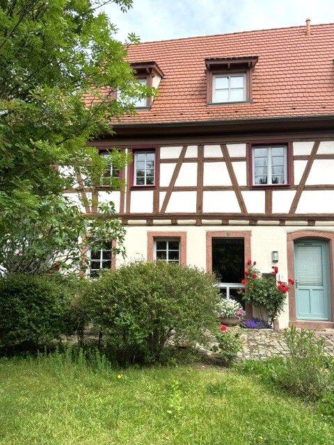 Wohnen im Herzen Ladenburgs in einem großen schönbegrünten Hof, 68526 Ladenburg