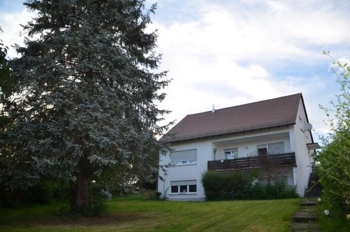 3-Zimmer-Wohnung mit Balkon in Oberhaidelbach zu vermieten, 91227 Leinburg