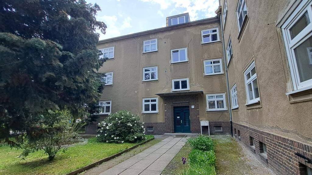 Mehr als nur vier Wände / More than four walls its a place to call home., 2625 Bautzen