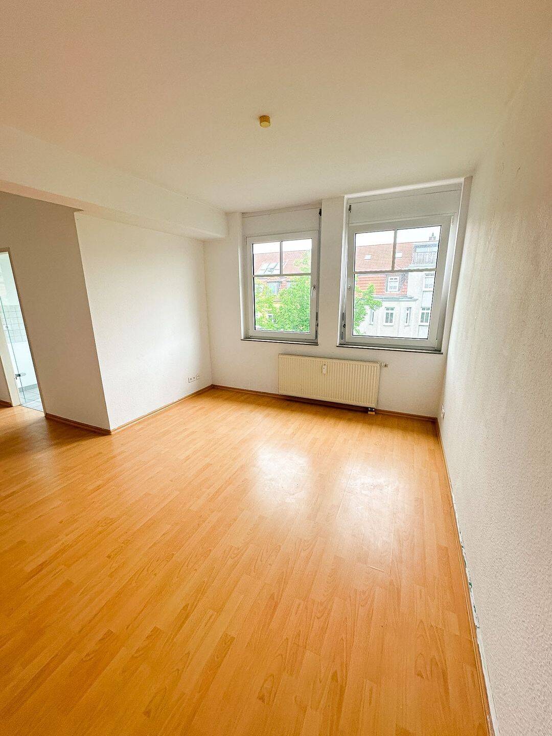 Zwei-Zimmer-Wohnung mit viel Tageslicht im 3. Stock – Halberstadt, 38820 Halberstadt