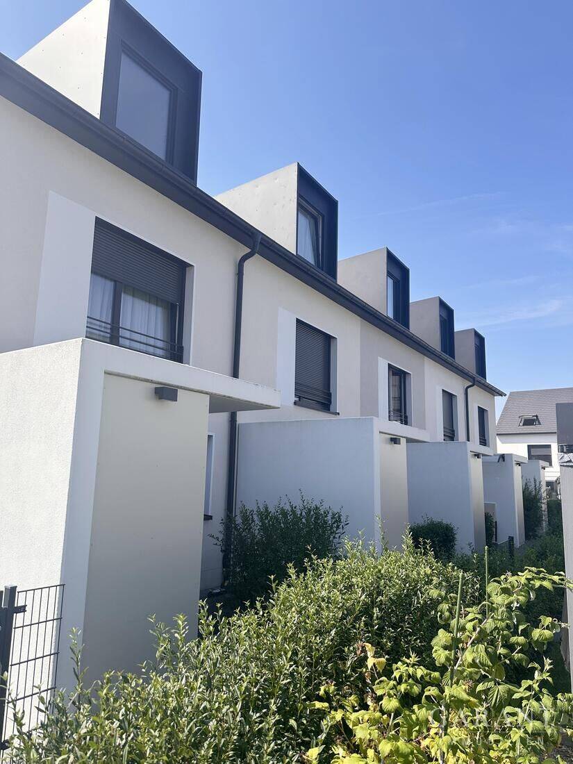 Einziehen und Wohlfühlen – hochwertiges Reihenhaus mit Garten und Terrasse, 74889 Sinsheim