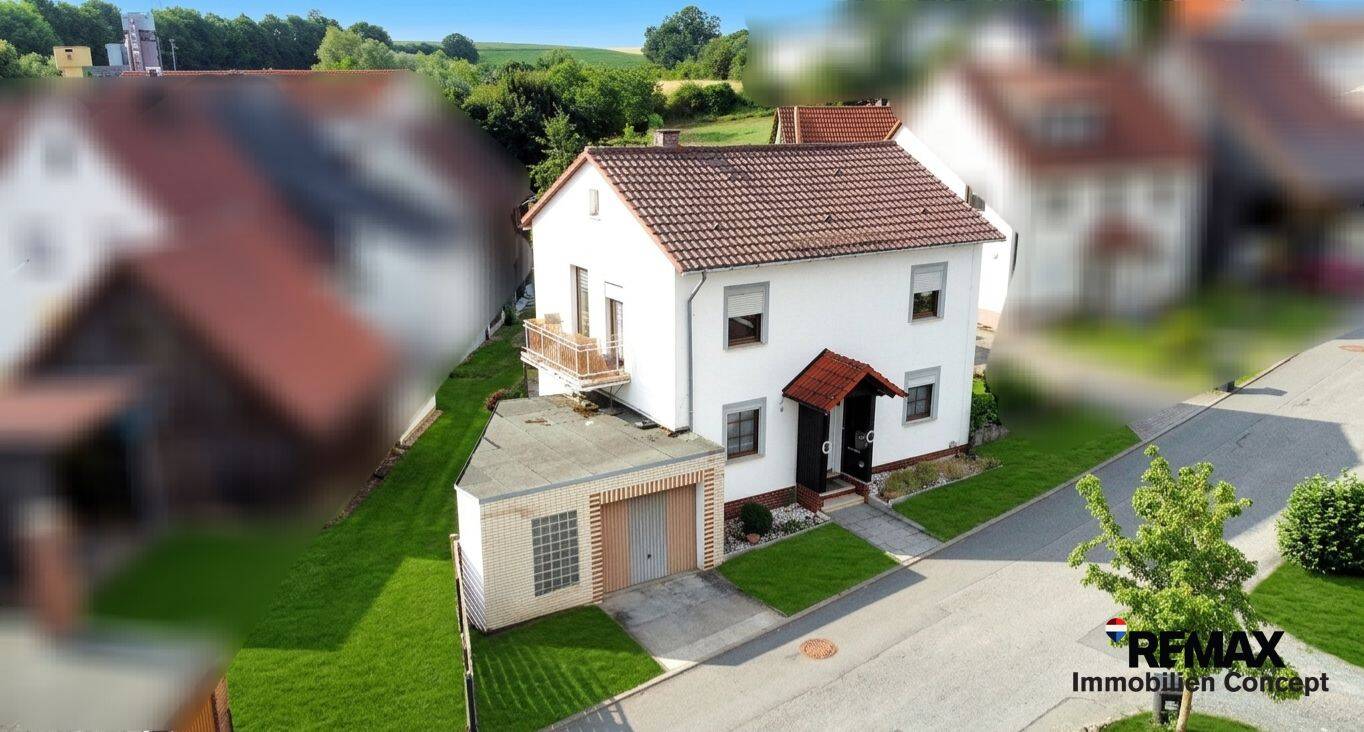 Gepflegtes Einfamilienhaus mit Terrasse, Gewölbekeller & Garage, 96237 Ebersdorf b. Coburg