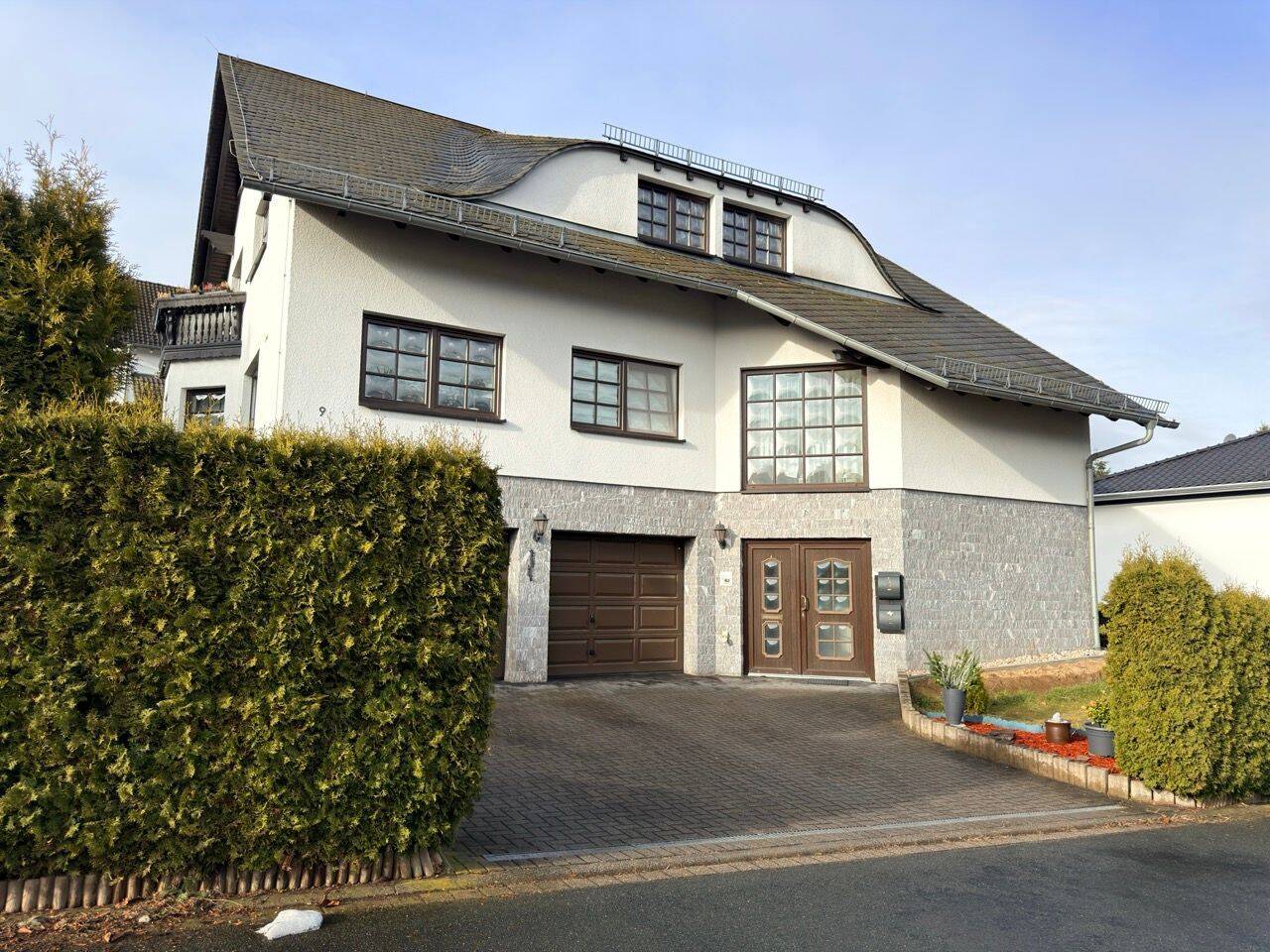 Gepflegtes Zweifamilienhaus am Stadtrand von Waldheim, 4736 Waldheim