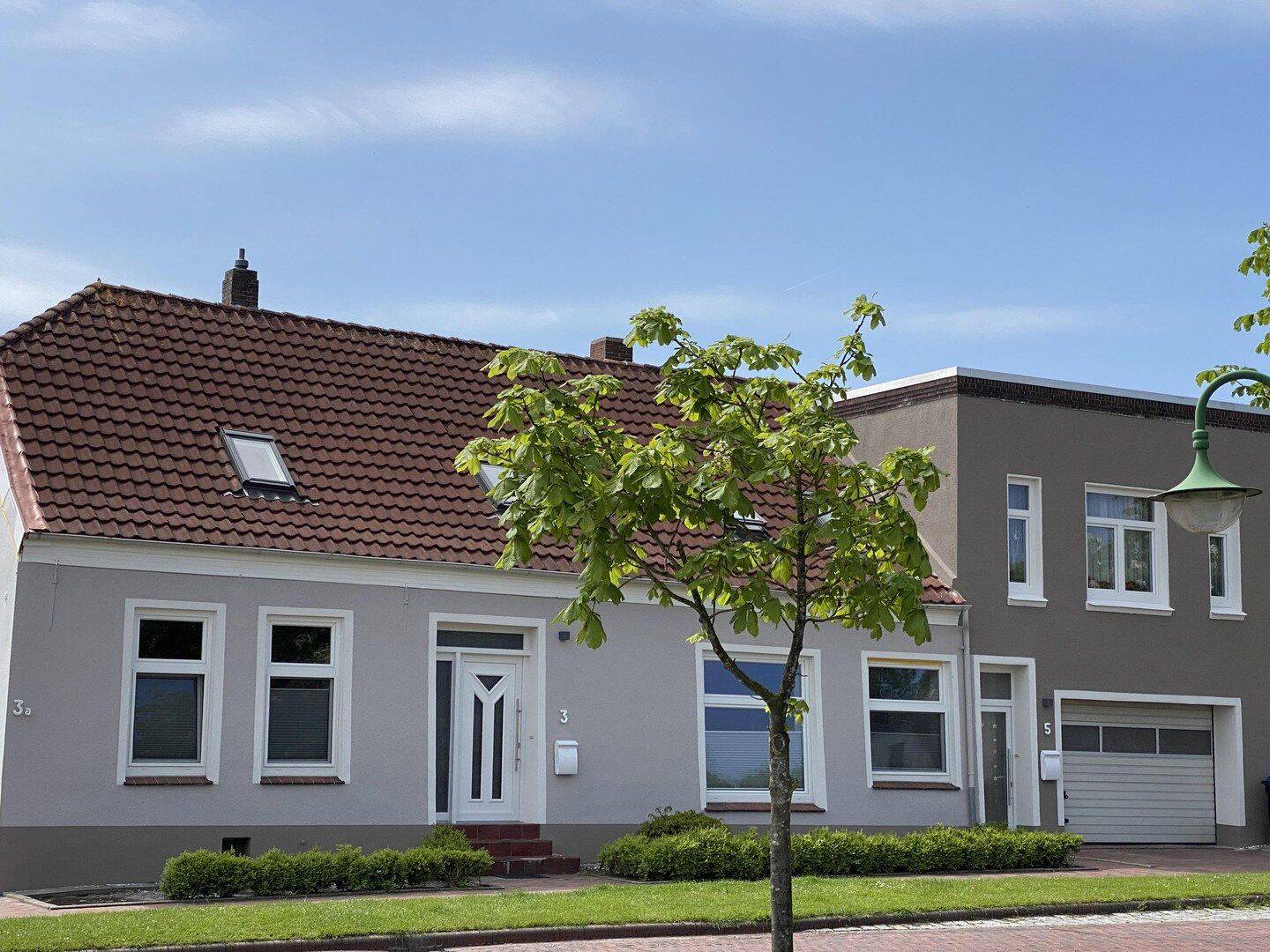 Haus mit 3 Wohneinhaiten im Küstenort Hooksiel am historischen Hafen, 26434 Wangerland