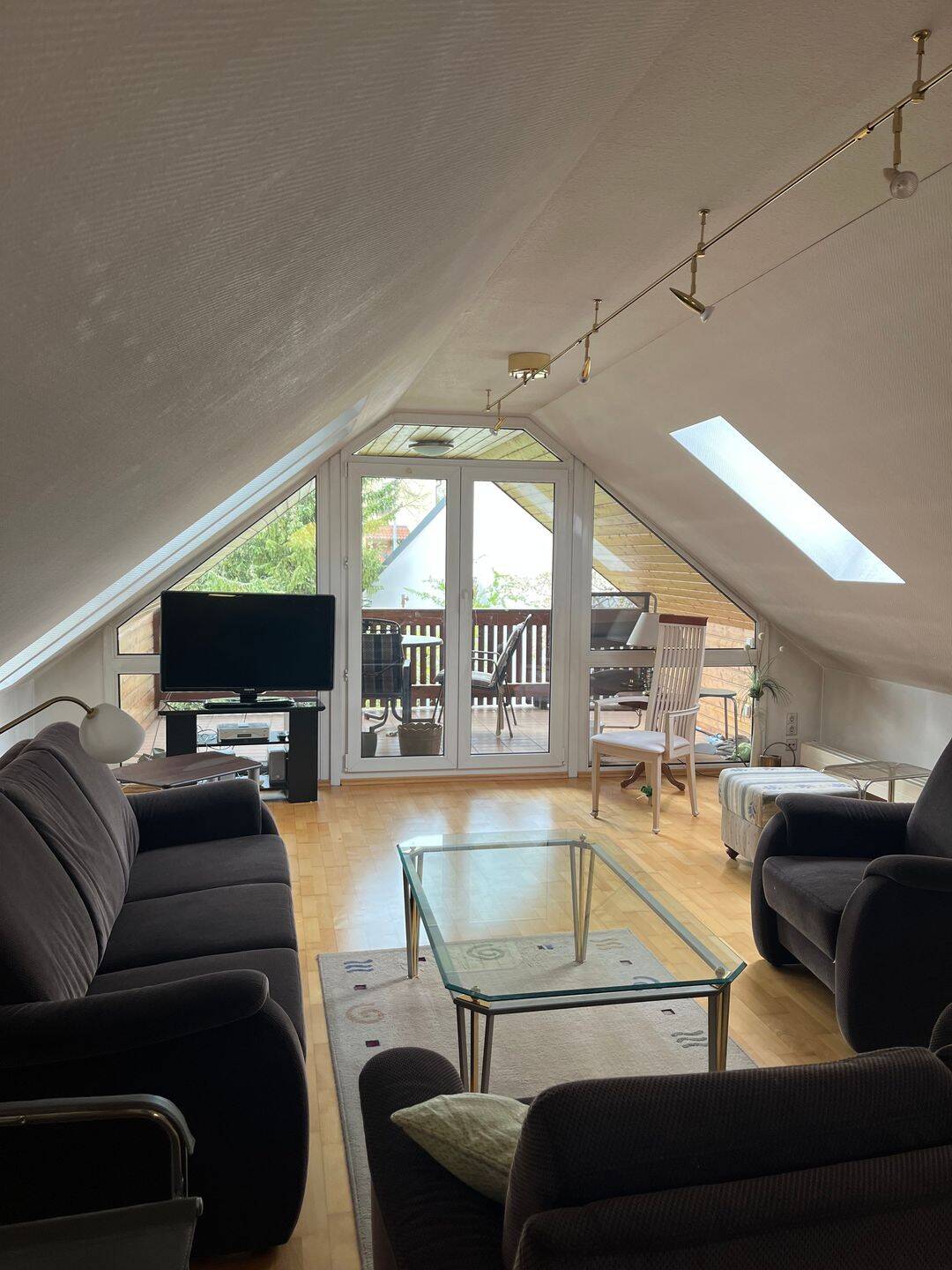 Möblierte 2 Zimmer Wohnung, 97422 Schweinfurt
