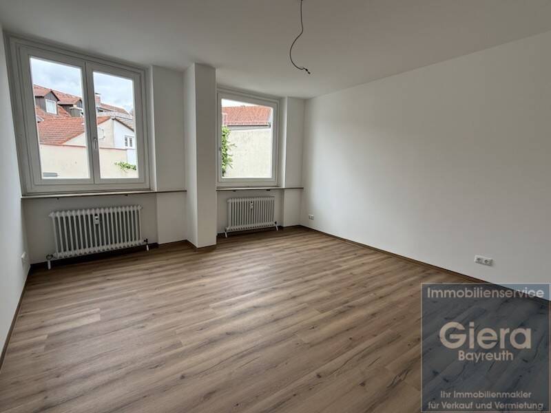 Renoviertes WG-Zimmer in der Fußgängerzone, 95444 Bayreuth (Altstadt City Gartenstadt Kreuzstein Neue Heimat)