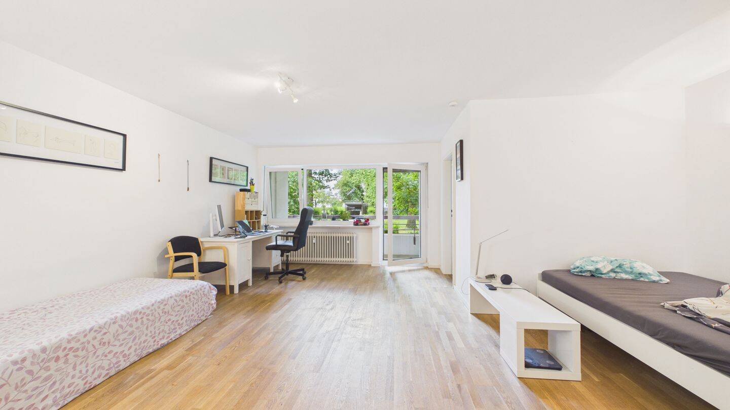 HEGERICH: Vermietete 1,5-Zimmer-Erdgeschosswohnung mit Balkon in München-Bogenhausen!, 81927 München (Bogenhausen)