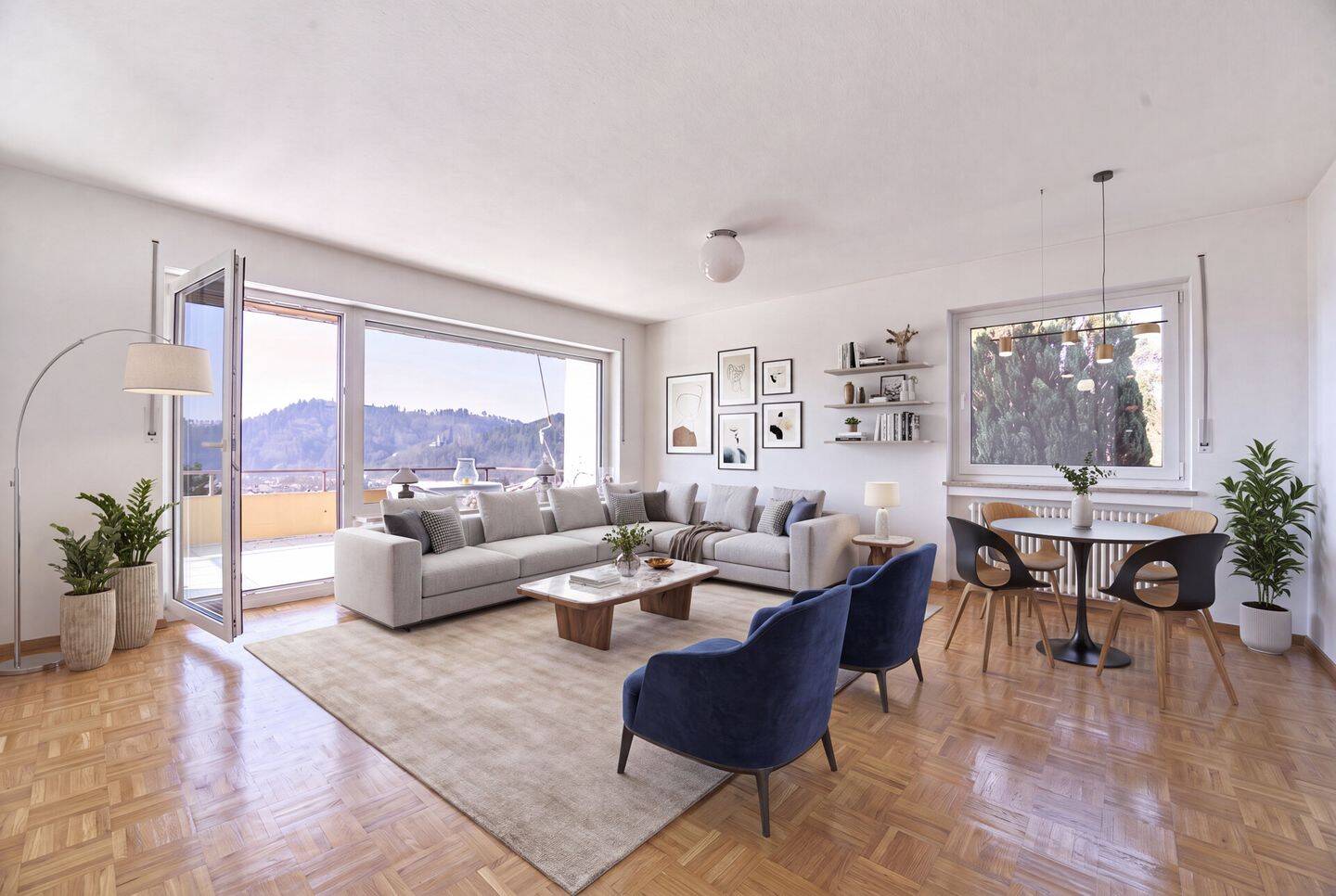 Ein Ausblick zum Verlieben: Stilvolle 3-Zimmer-Wohnung mit Balkon & Garage in 79183 Waldkirch, 79183 Waldkirch