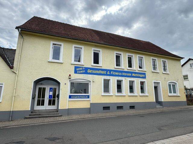 Grosses Haus mit viel Potenzial mit vermieteter Wohnung, 67678 Mehlingen