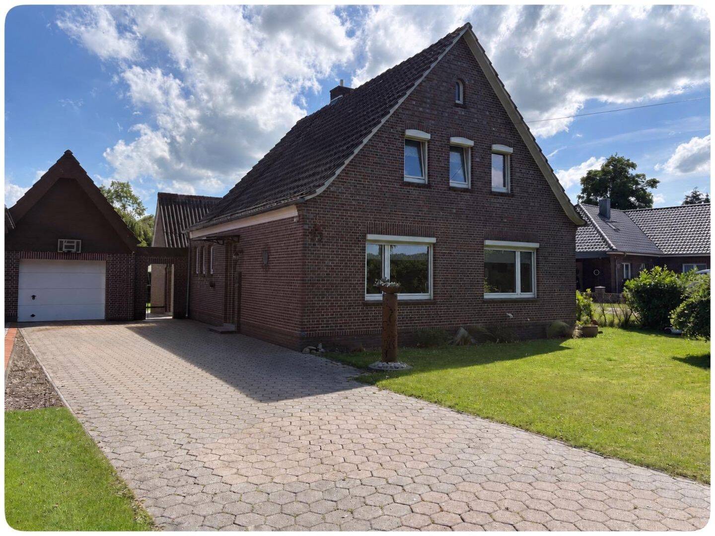 Einfamilienhaus mit unverbautem Blick ins Grüne in Rhauderfehn, 26817 Rhauderfehn