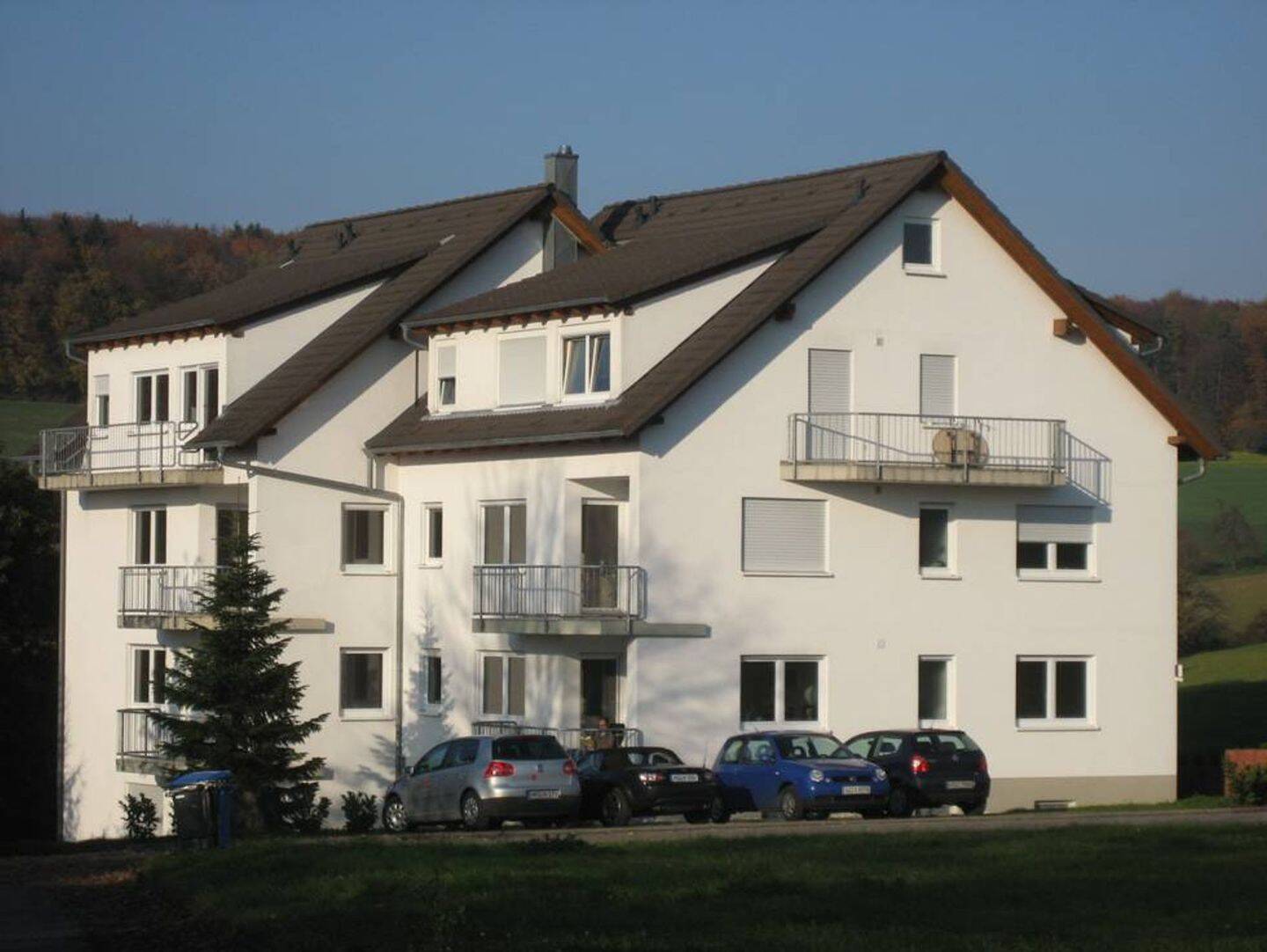 Gepflegte 3-Zimmer-Gartengeschosswohnung mit Einbauküche, 74834 Elztal