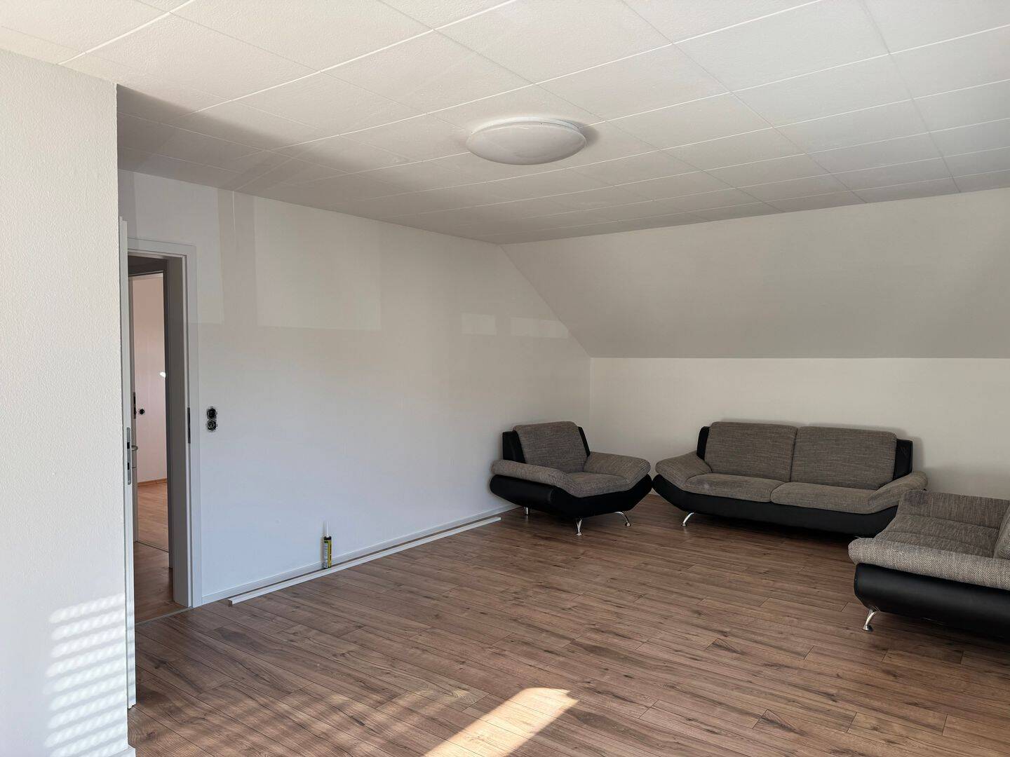 2 Zimmer Wohnung – renoviert – KG Winkels, 65 m², 97688 Bad Kissingen