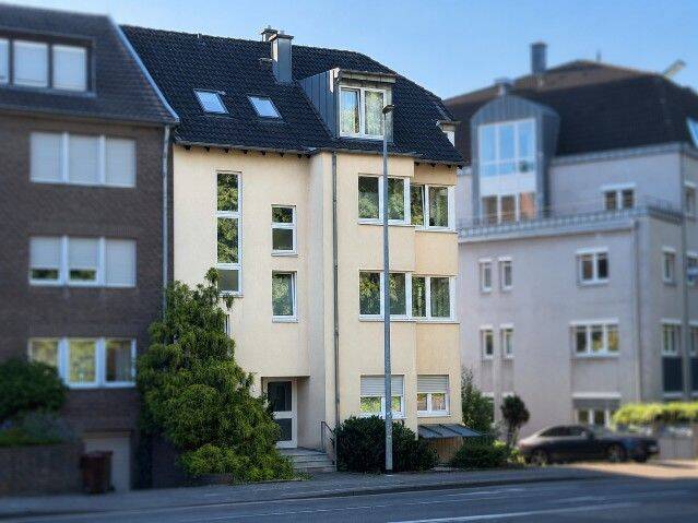 Attraktive, lichtdurchflutete Maisonette-Wohnung am Bunten Garten, 41063 Mönchengladbach (Eicken Großheide Stadtmitte Windberg)