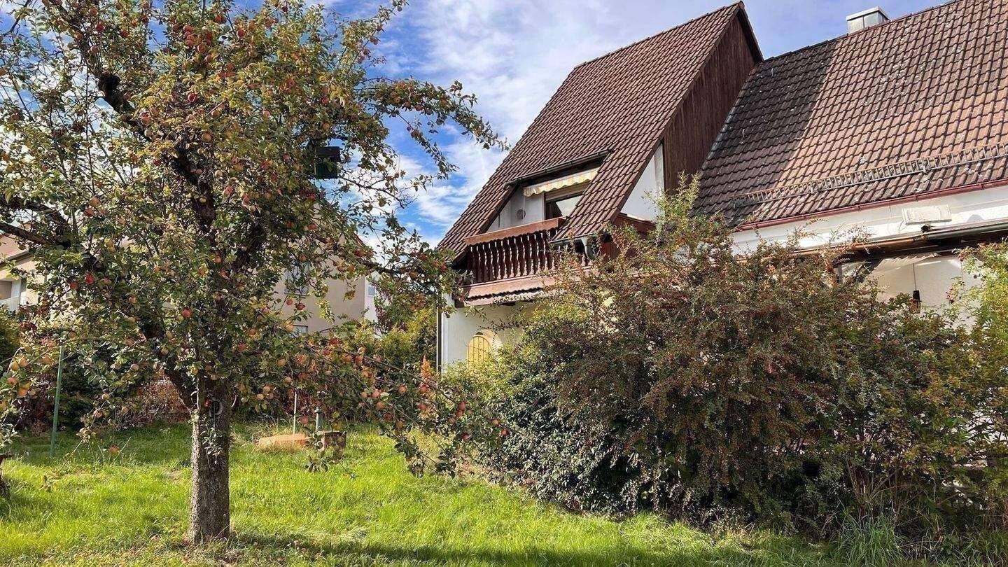 ZUHAUSE ANKOMMEN: ÄLTERES WOHNHAUS IN HERRLICHER LAGE VON ALTERLANGEN, 91056 Erlangen