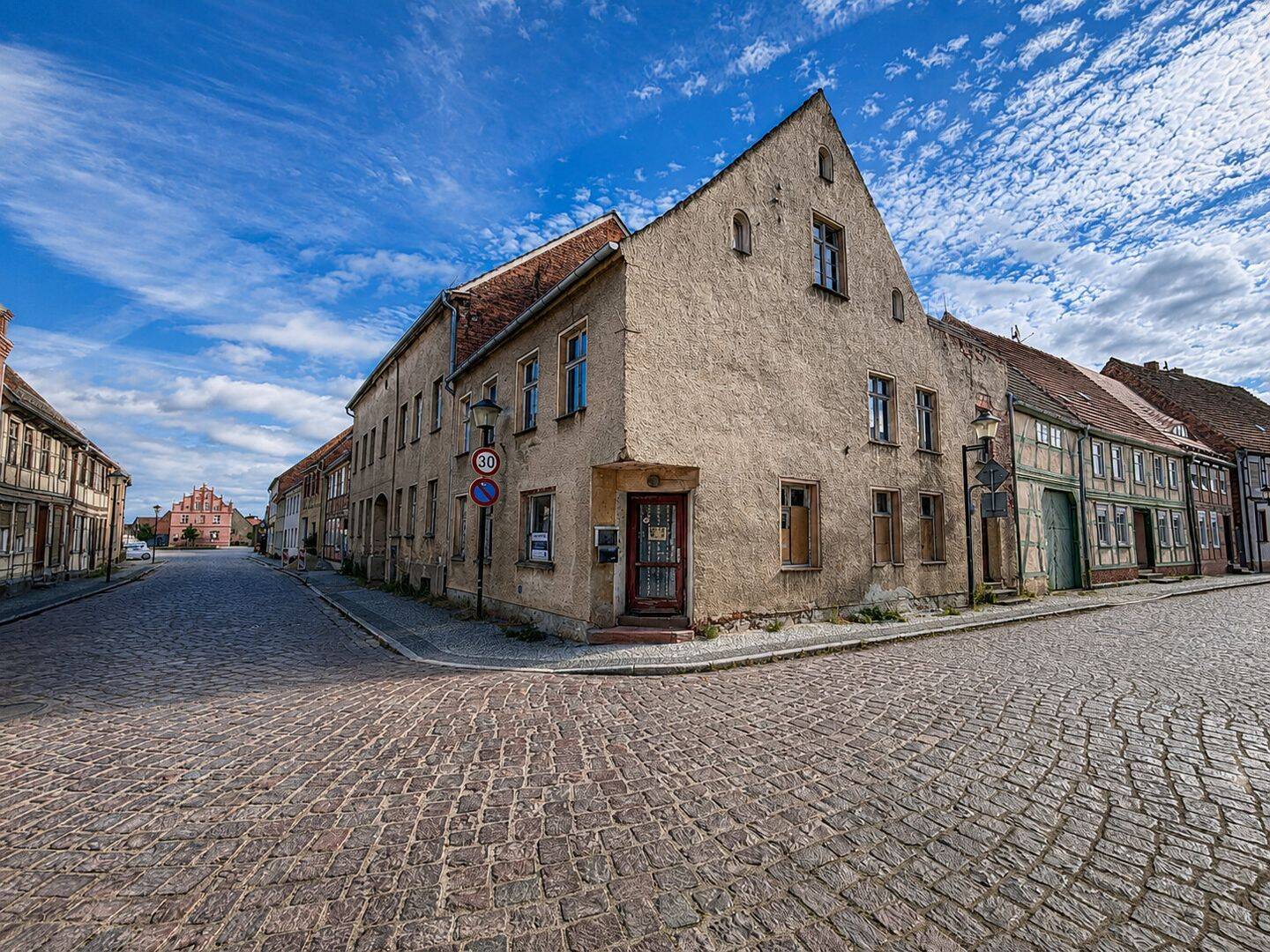 Entkerntes Stadteckhaus in der historischen Altstadt von Werben (Elbe), 39615 Werben (Elbe)