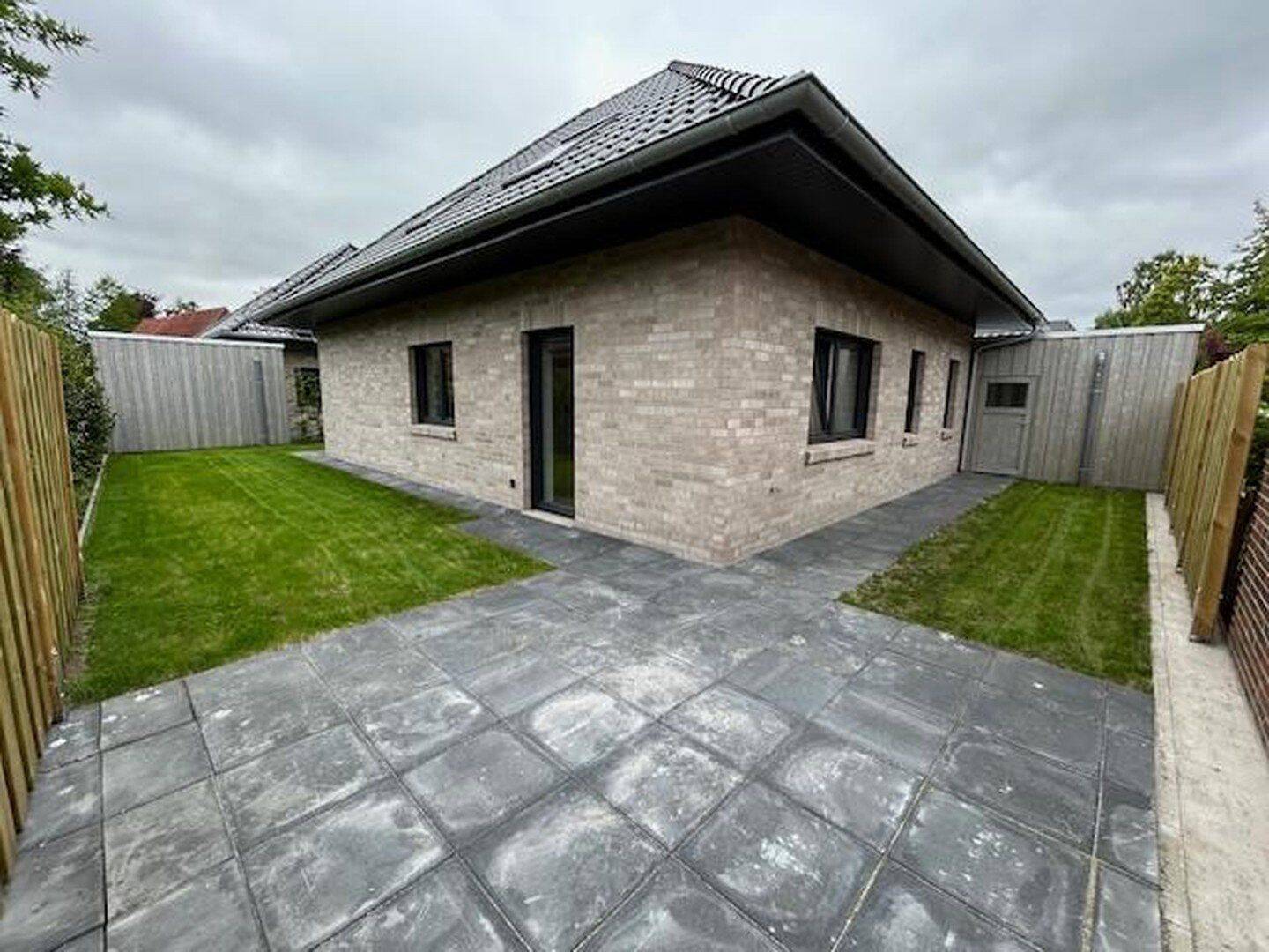 Einfamilienwohnhaus mit Carport KfW 40ee mit Photovoltaik, 26676 Barßel