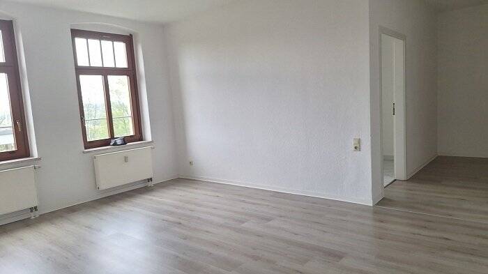 seniorengerechte 1,5 Raumwohnung mit Balkon und Duschbad, 9131 Chemnitz (Ebersdorf Hilbersdorf)