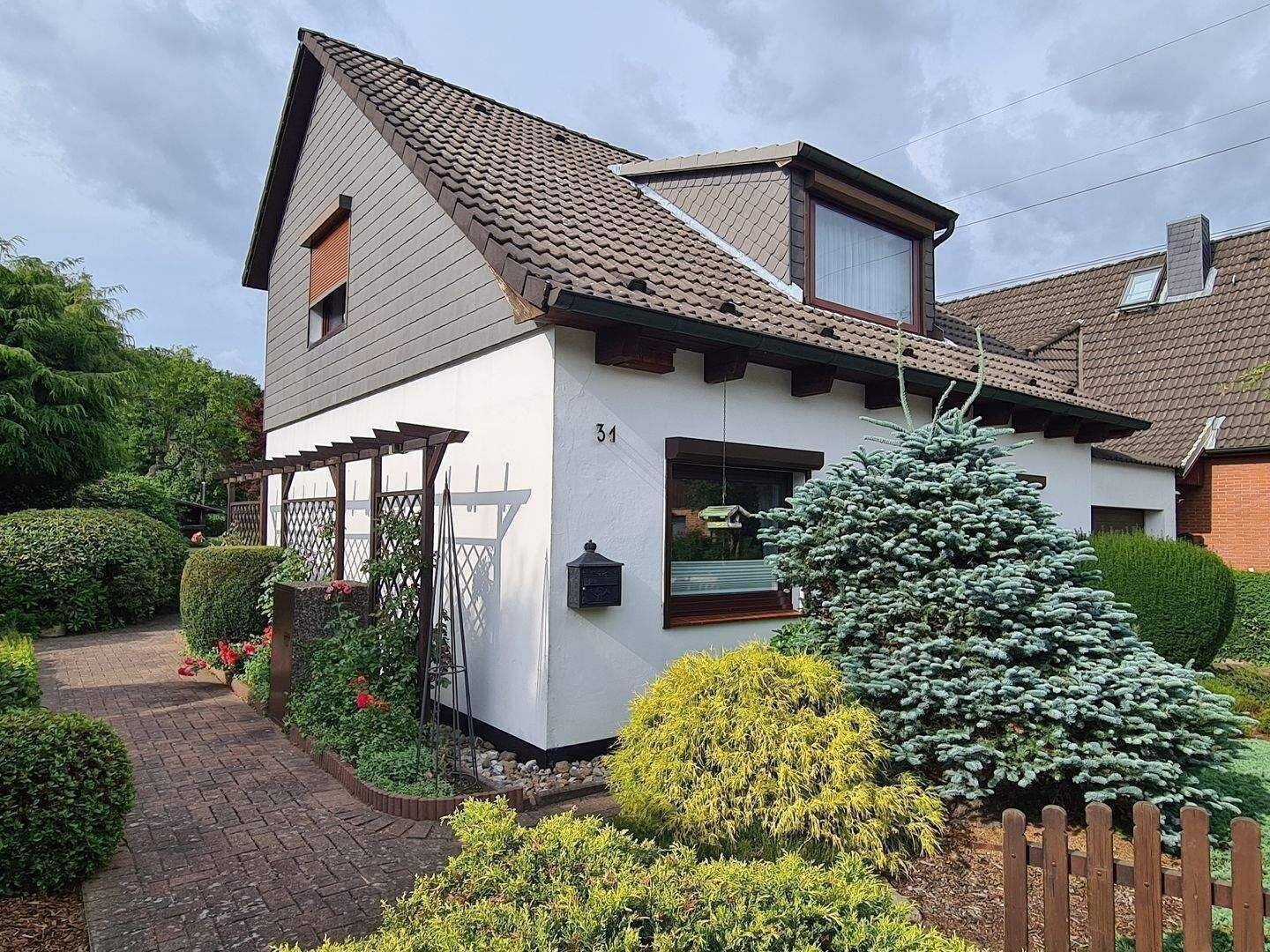 Citynah, sehr gepflegtes Einfamilienhaus mit großem Grundstück (Eigenland), 22119 Hamburg (Mitte Billstedt Horn)
