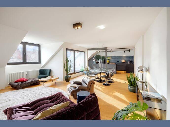 Möbliert: Designer-Maisonette – Individuell und außergewöhnlich, 80469 München (Altstadt-Lehel Ludwigsvorstadt-Isarvorstadt)