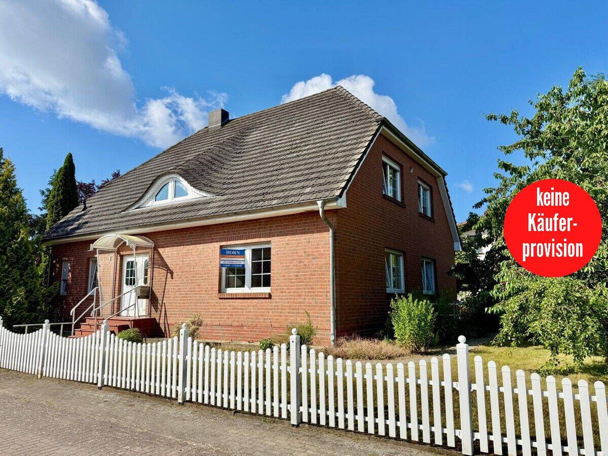 HORN IMMOBILIEN++ 2 km bis Neubrandenburg, großes Einfamilienhaus mit vielen Extras – Einliegerwohnung möglich, 17039 Wulkenzin