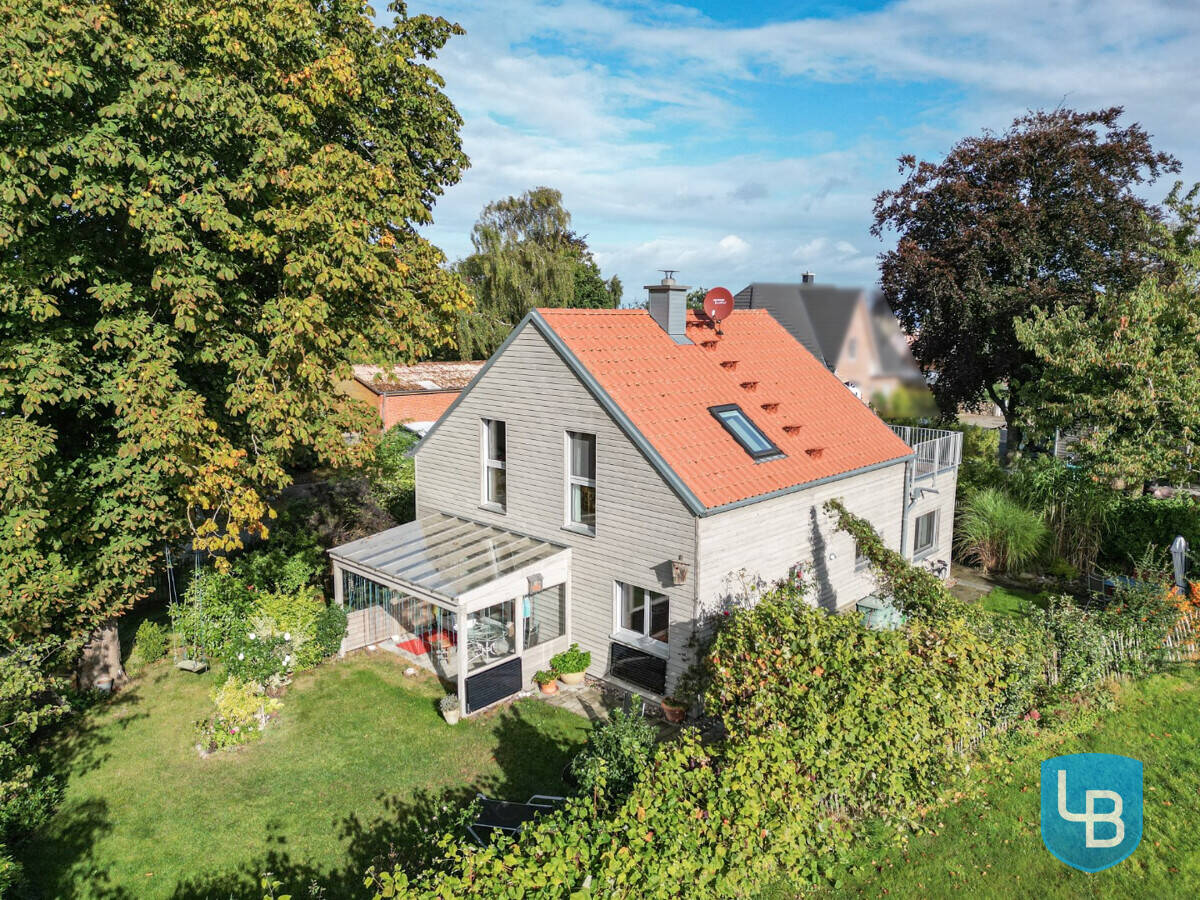 Hier lässt es sich leben! KfW 55 Bio-Holzhaus in Strandnähe sucht neuen Eigentümer, 24229 Schwedeneck