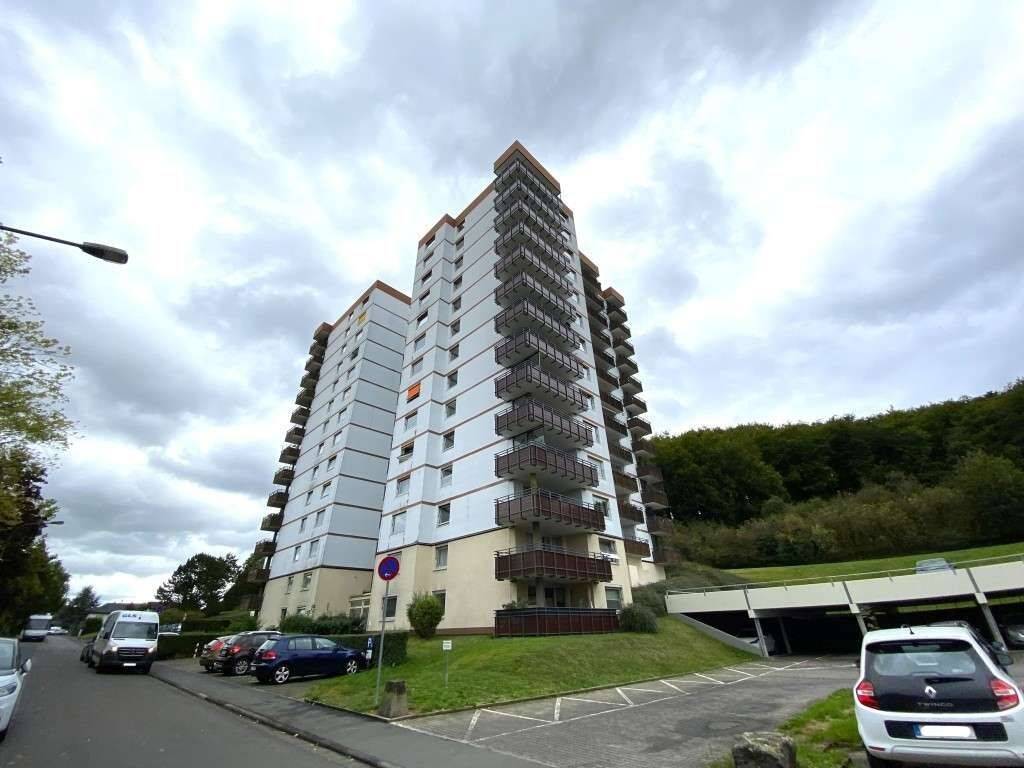 Wohnen mit Blick ins Grüne: Helle 2 Zimmer-Wohnung mit 2 Balkonen, Nelkenstraße 3, Buseck, 35418 Buseck