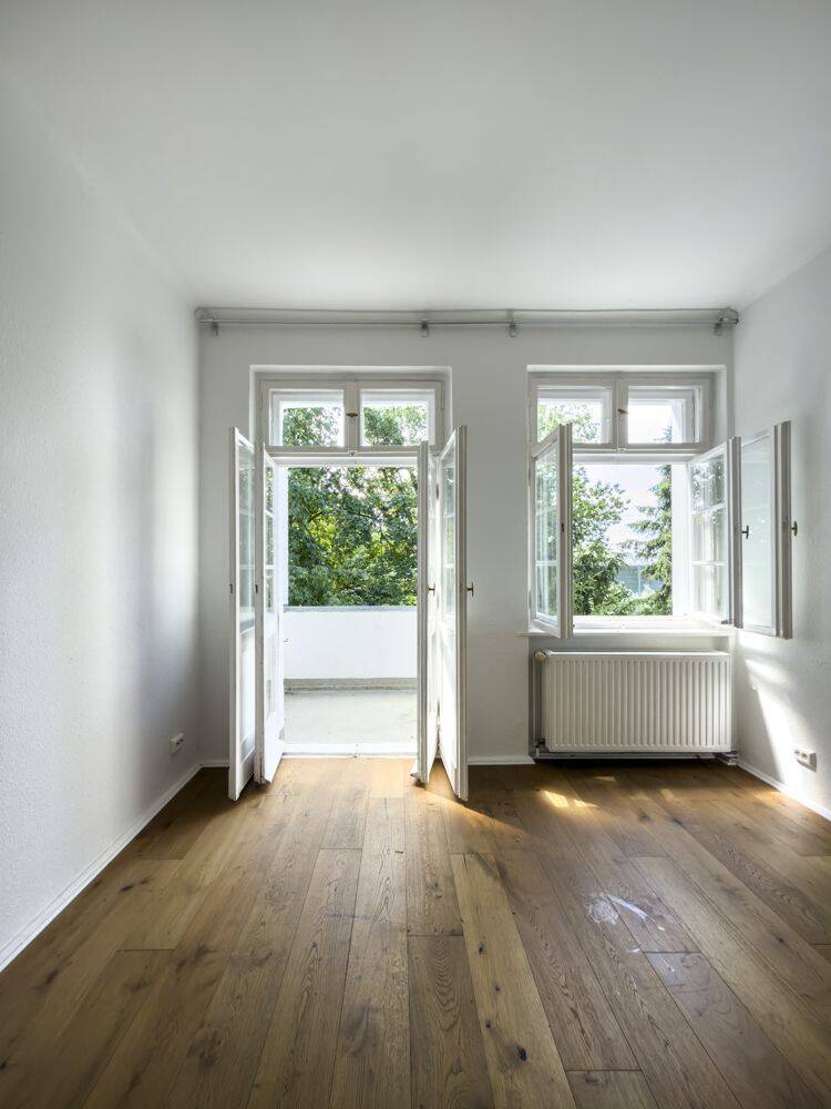 Bezugsfrei! Tolle 2-Zimmer Wohnung Mit Balkon zum Garten in Süd-West Ausrichtung!, 13583 Berlin (Spandau Falkenhagener Feld Kolonie An der Kappe 130)