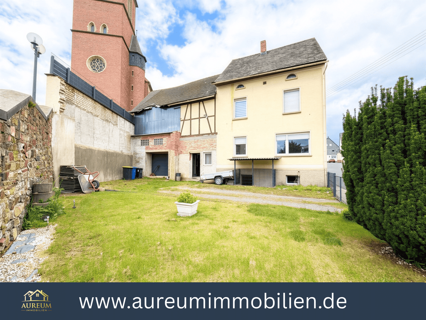 Ehemaliges Bauernhaus mit viel Potenzial in Sohren, 55487 Sohren