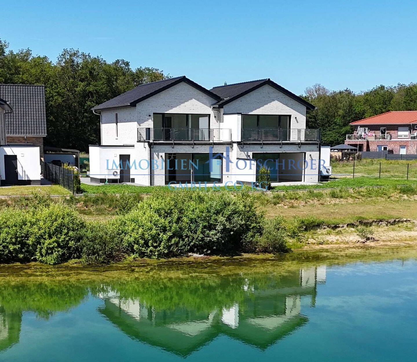 K 611-2 – Wohnen am Wasser! Bezugsfertige Doppelhaushälfte mit direktem Seezugang in Herzlake!, 49770 Herzlake