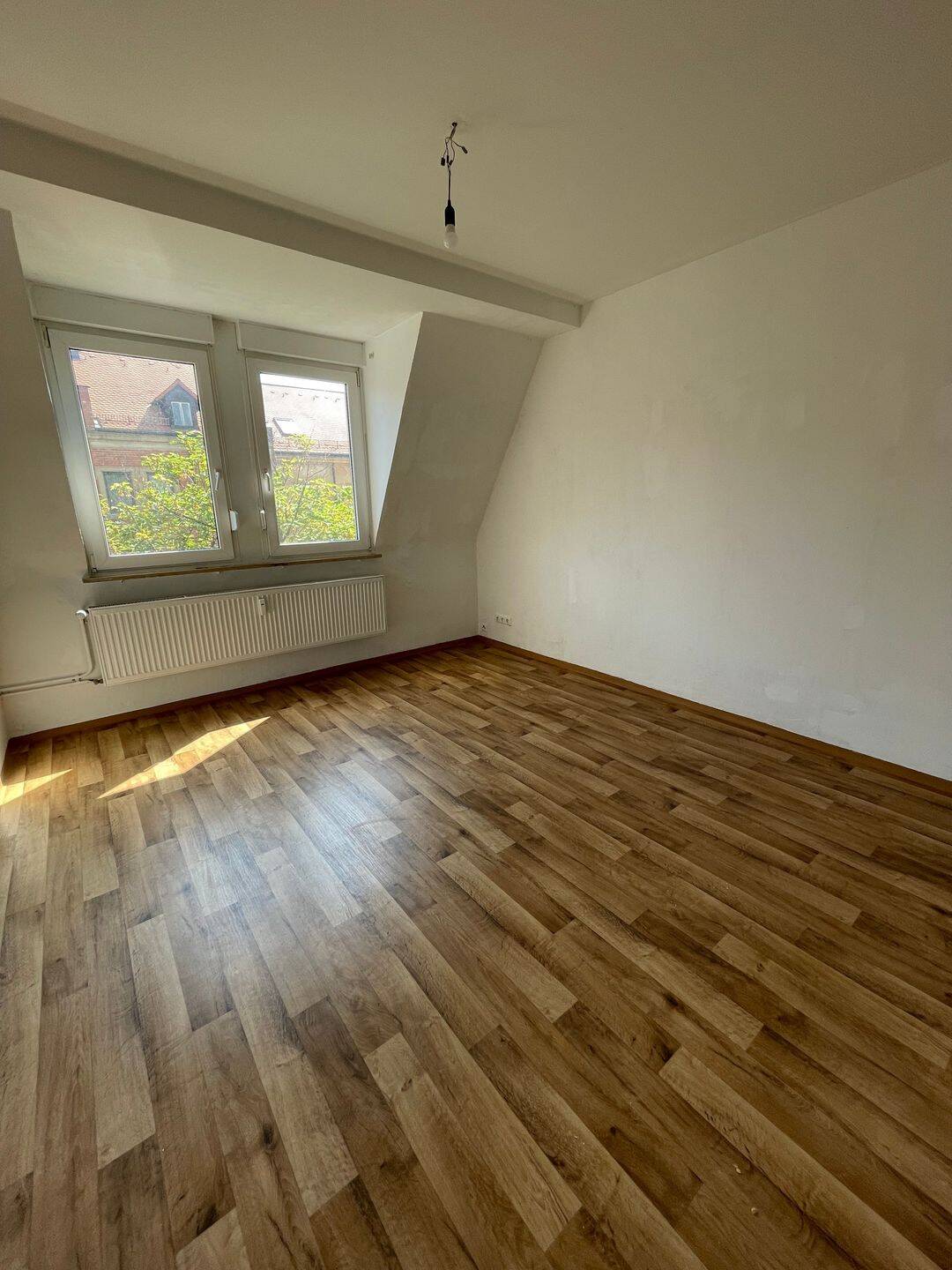 Dachgeschosswohnung im Nürnberger Süden, 90459 Nürnberg