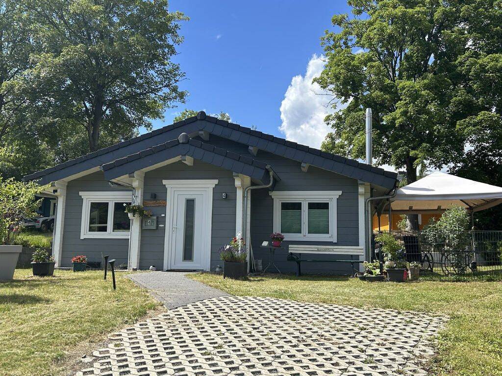 Modernes neuwertiges Ferienhaus in bevorzugter Lage am Edersee in Edertal-Hemfurth, 34549 Edertal