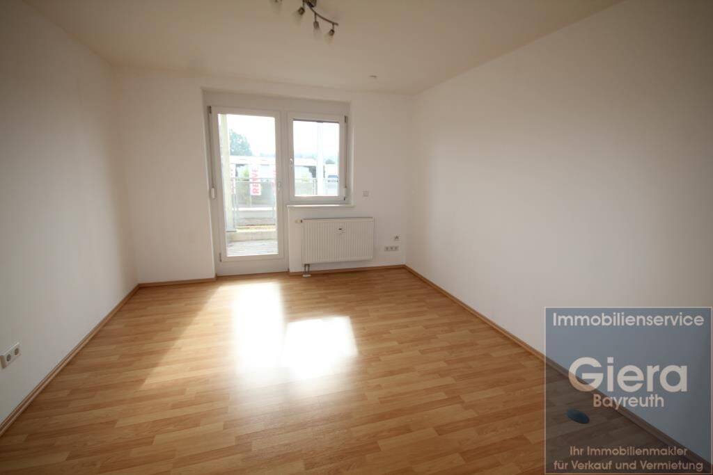 WG-Zimmer mit Balkon und eigenem Bad in 3er-WG, 95447 Bayreuth (Altstadt Birken Glocke Meyernberg Saas)