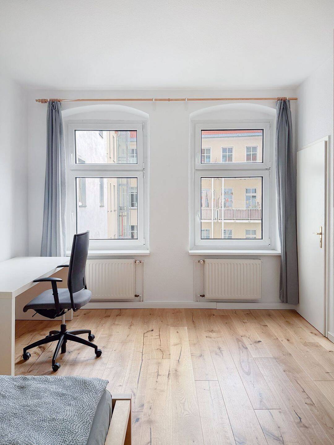 Kleine, feine Single-Wohnung in Bestlage am Boxhagener Platz, 10245 Berlin (Friedrichshain-Kreuzberg Friedrichshain)