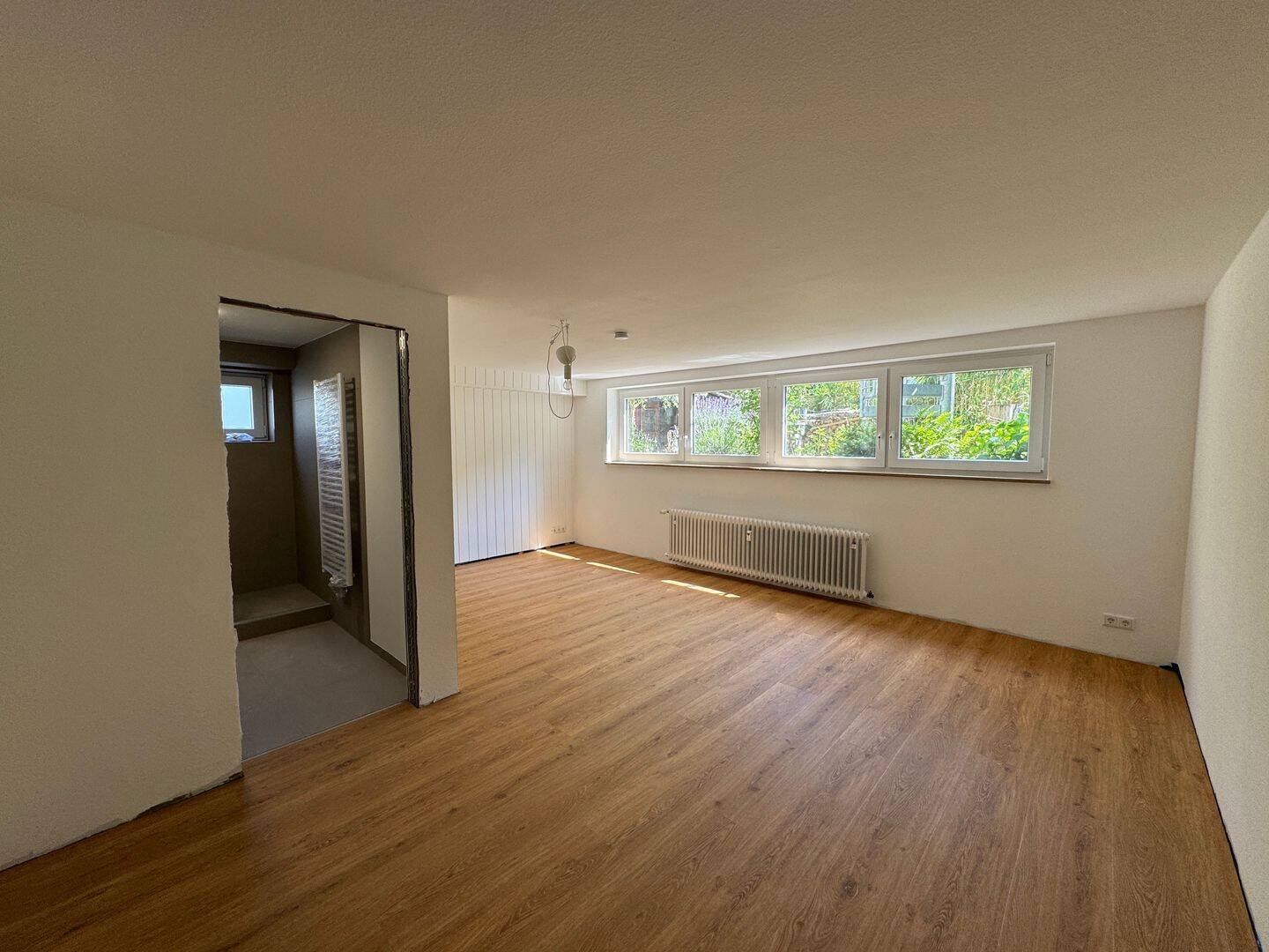Erstbezug nach Renovierung – Helle 3-Zimmer-Souterrainwohnung mit Gartennutzung in Kelkheim-Hornau, 65779 Kelkheim (Taunus)