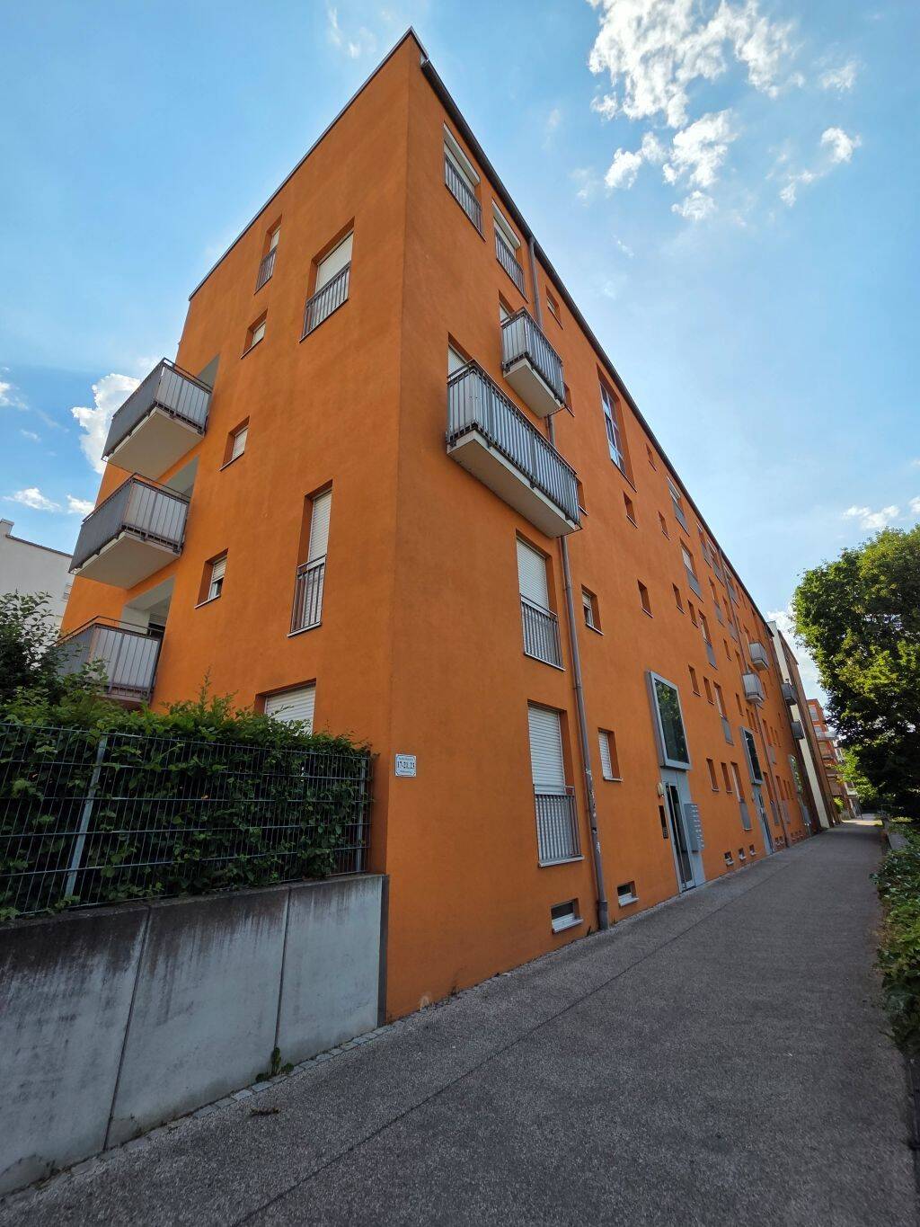 Attraktive 3-Zimmer-Wohnung im 2. OG mit Südbalkon in Regensburg-Galgenberg ab 01.10.26, 93053 Regensburg (Galgenberg Kasernenviertel Kumpfmühl-Ziegetsdorf-Neuprüll Oberisling-Graß)